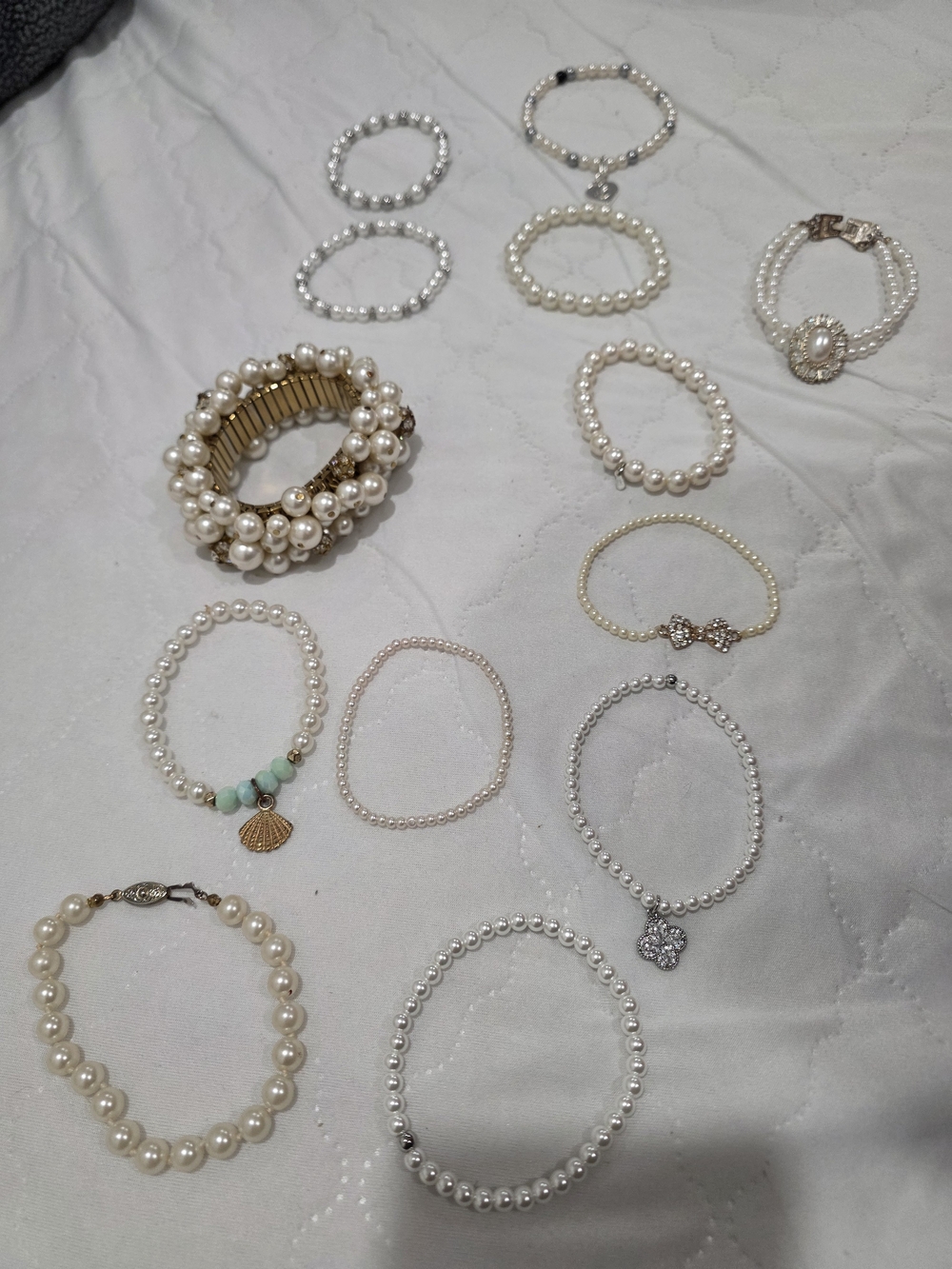 Pearl Beaded Stretch Bracelets Set - Elegant White Faux Pearl Bracelets